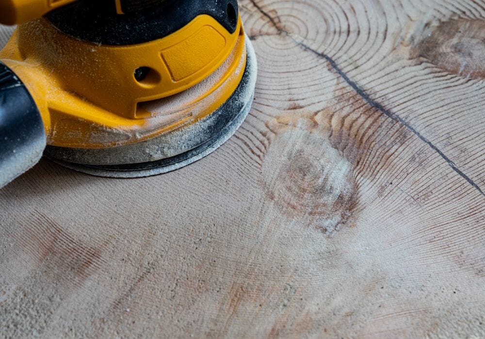 carteggiatura con macchina